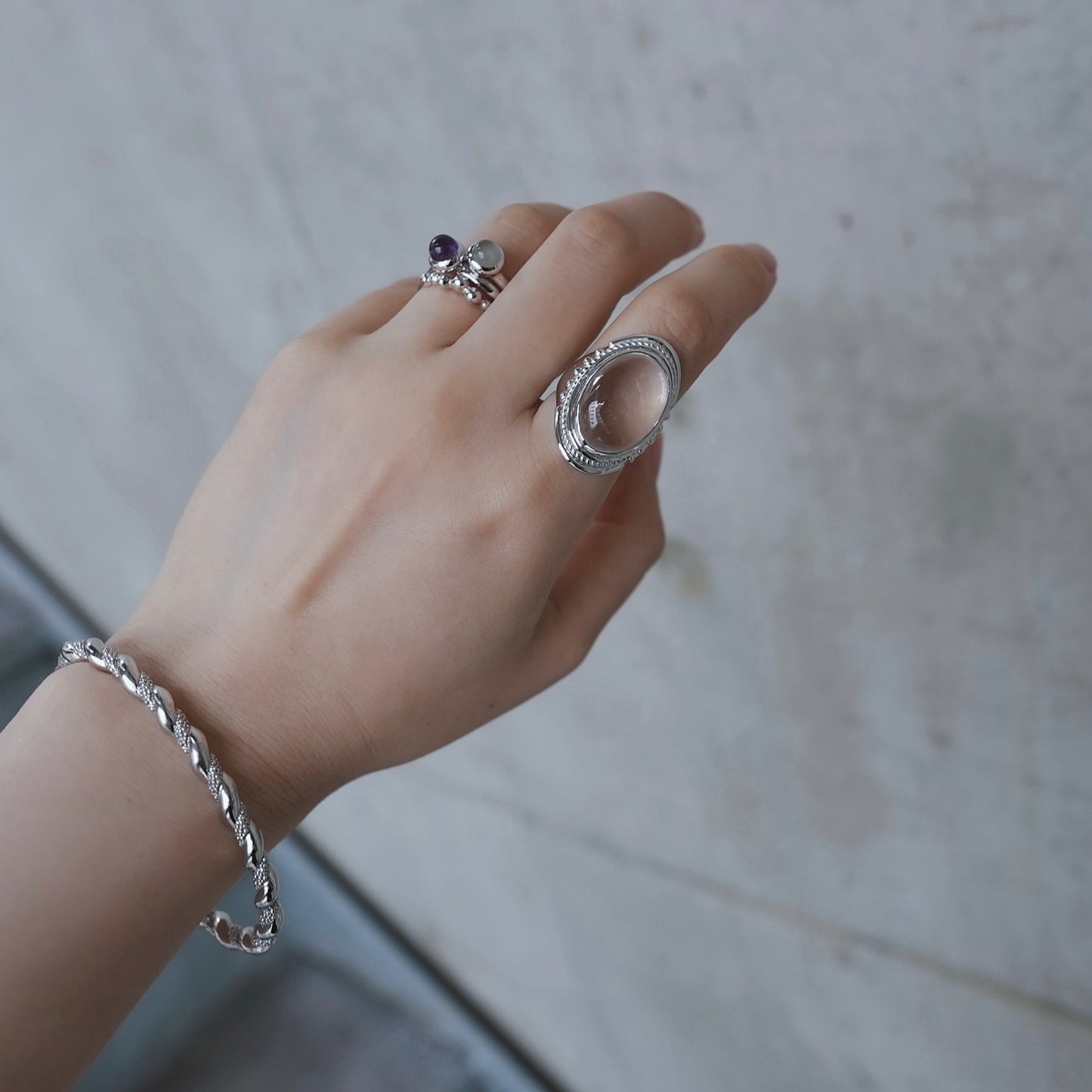 水滴一粒 stone ring./ Water droplets stone ring.【在庫有】カイヤナイト