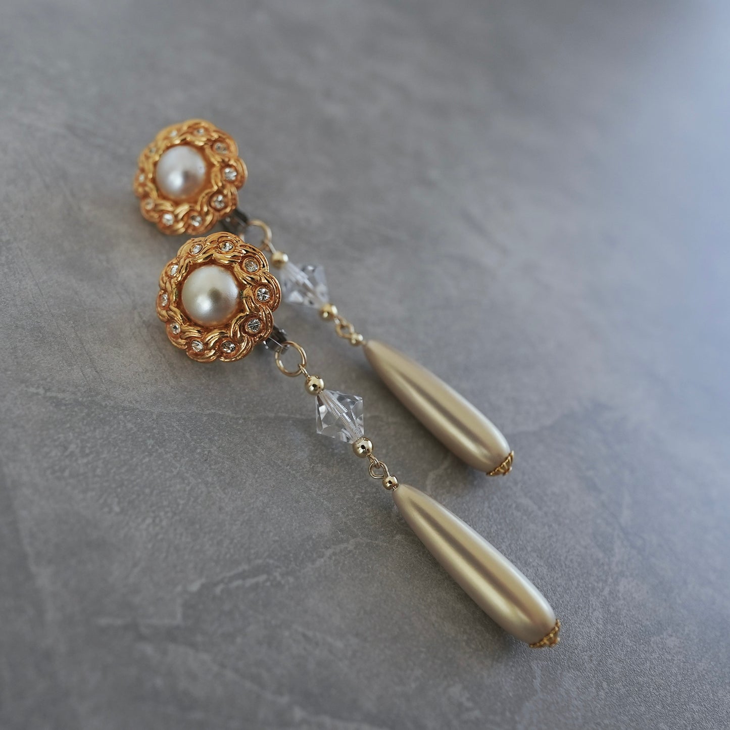 Vintage Gold earring / pierce 【在庫有】