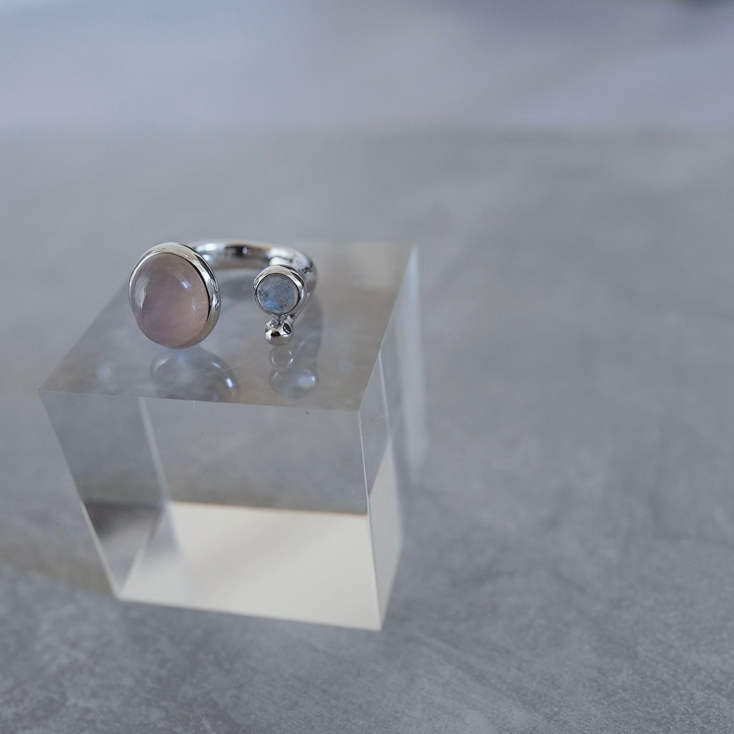 水滴stone ring./ Water droplets stone ring.【予約】ローズクォーツ ムーンスト―ン