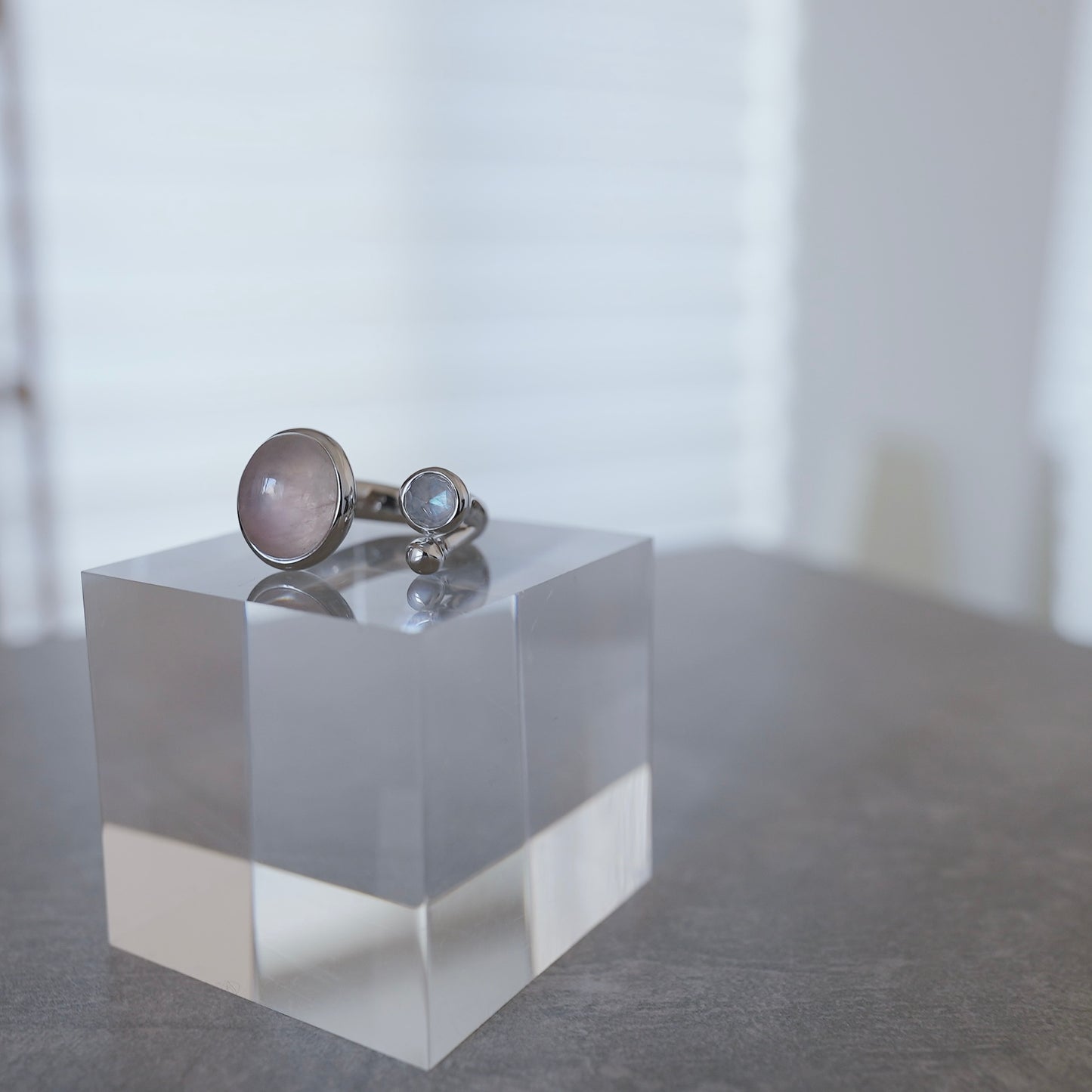 水滴stone ring./ Water droplets stone ring.【予約】ローズクォーツ ムーンスト―ン