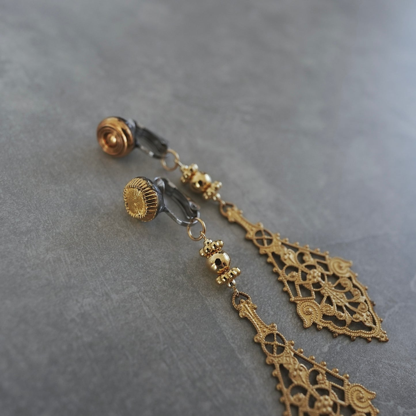 Vintage Gold earring 【在庫有】