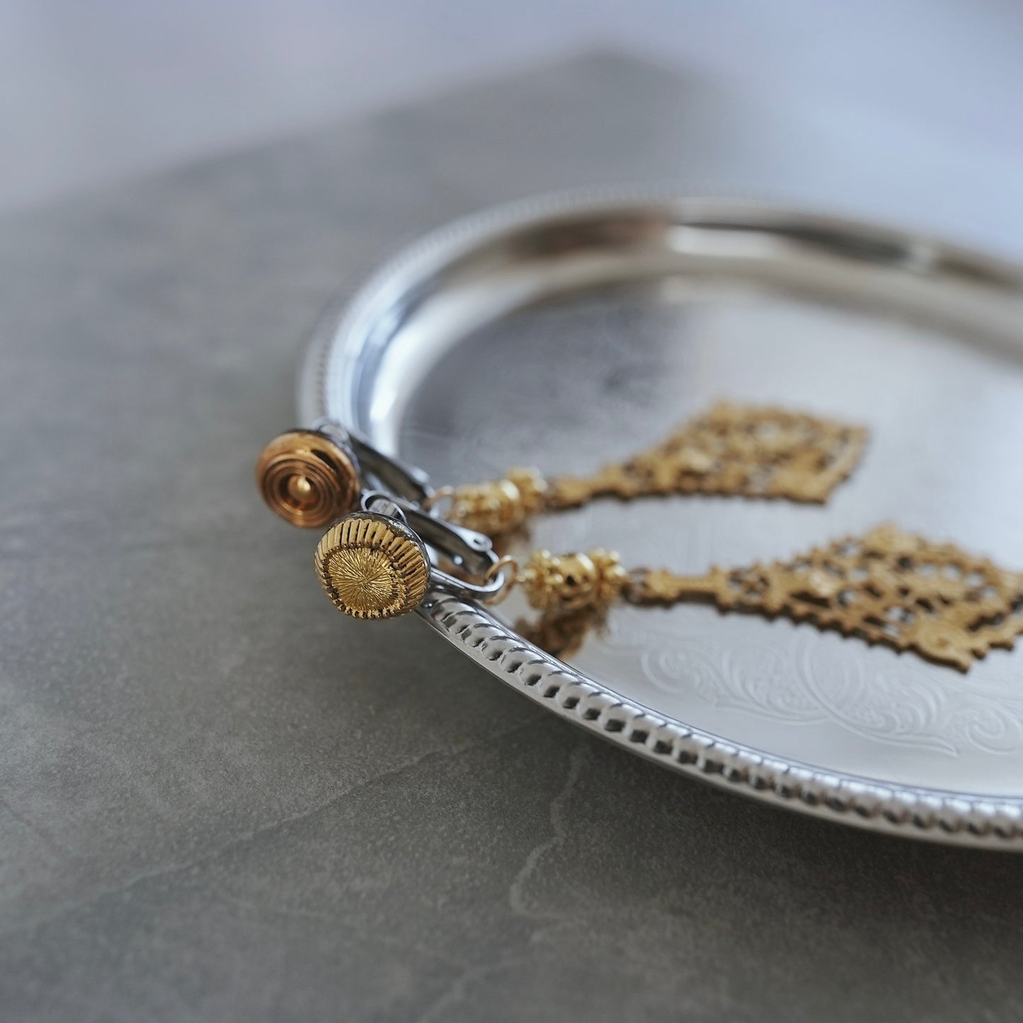 Vintage Gold earring 【在庫有】