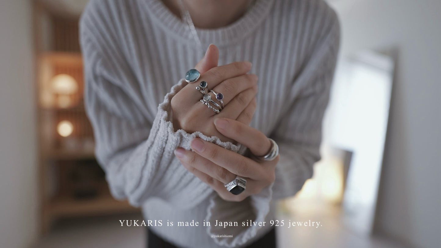 水滴一粒 stone ring./ Water droplets stone ring.【予約】ムーンストーン グレー