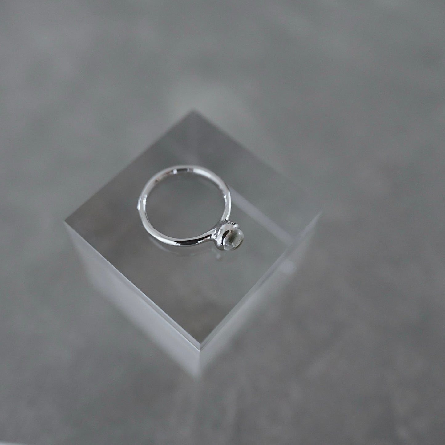 水滴一粒 stone ring./ Water droplets stone ring.【在庫有】水晶