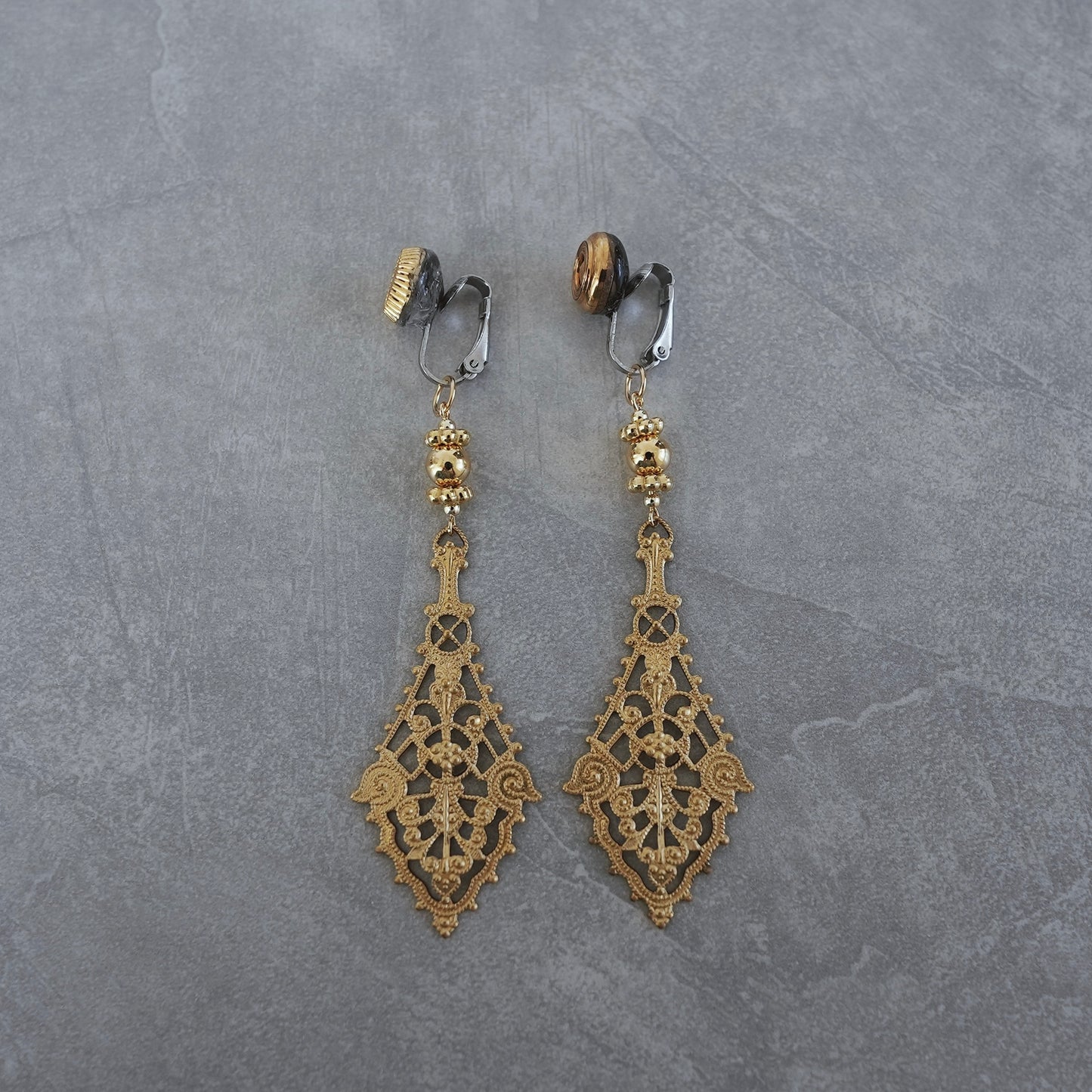 Vintage Gold earring 【在庫有】
