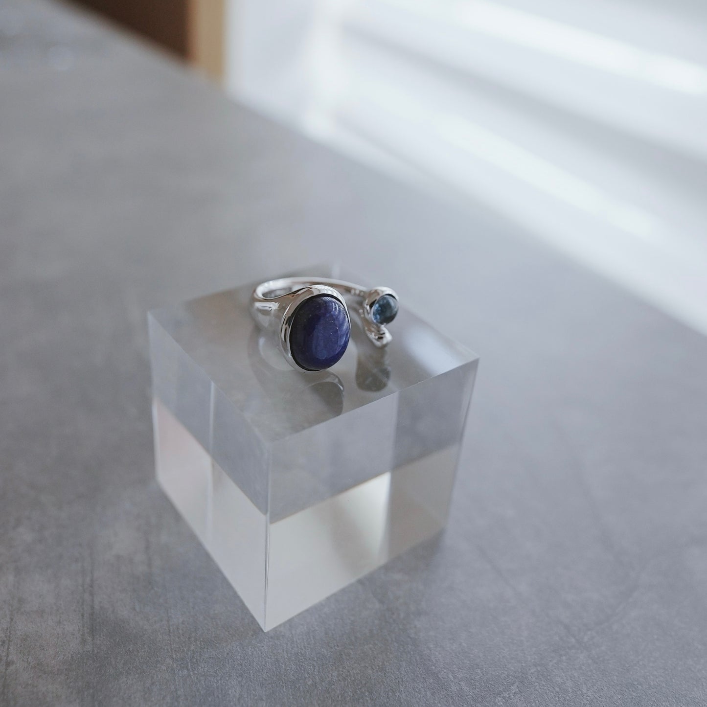 水滴stone ring./ Water droplets stone ring.【在庫有】ラピスラズリ タンザナイト