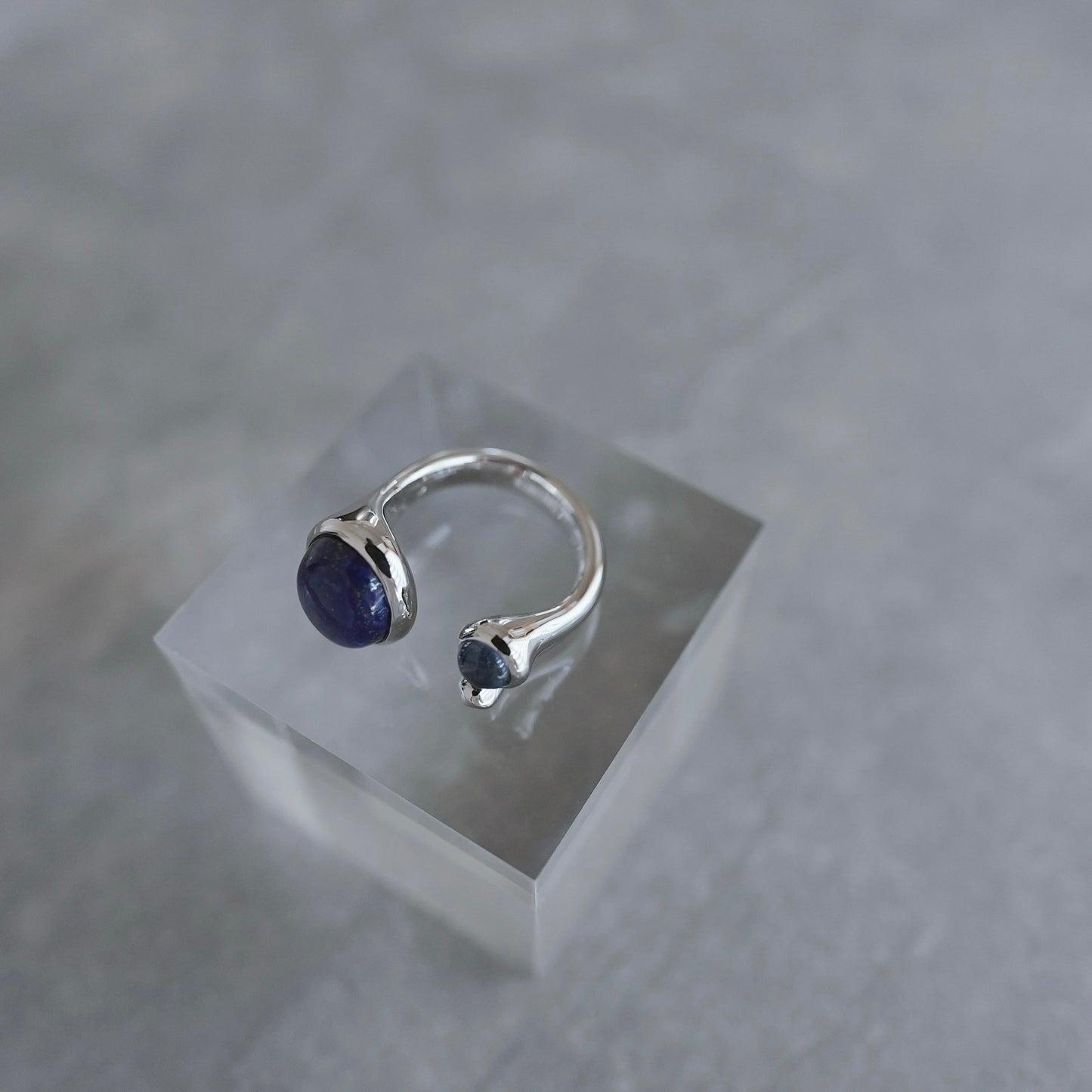 水滴stone ring./ Water droplets stone ring.【在庫有】ラピスラズリ タンザナイト