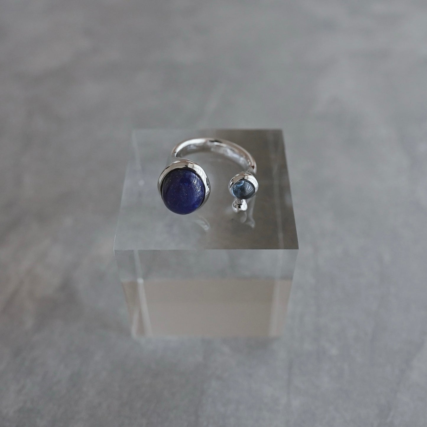 水滴stone ring./ Water droplets stone ring.【在庫有】ラピスラズリ タンザナイト