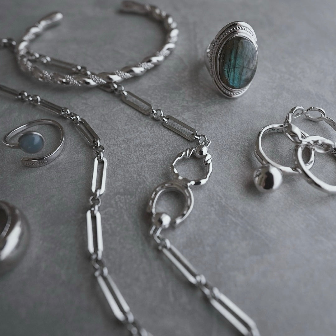 月と太陽 horse shoe necklace【予約】