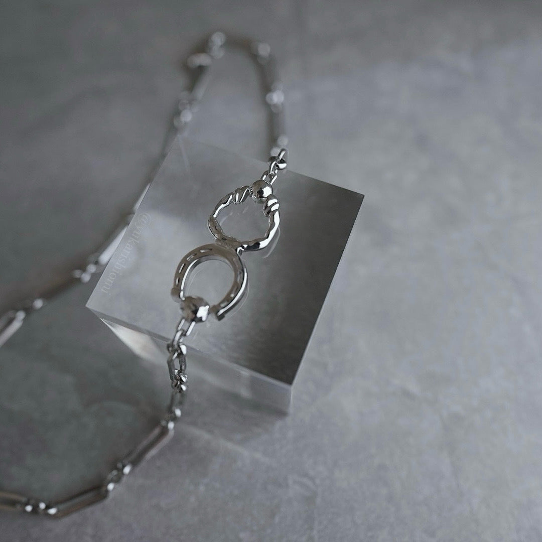 月と太陽 horse shoe necklace【予約】