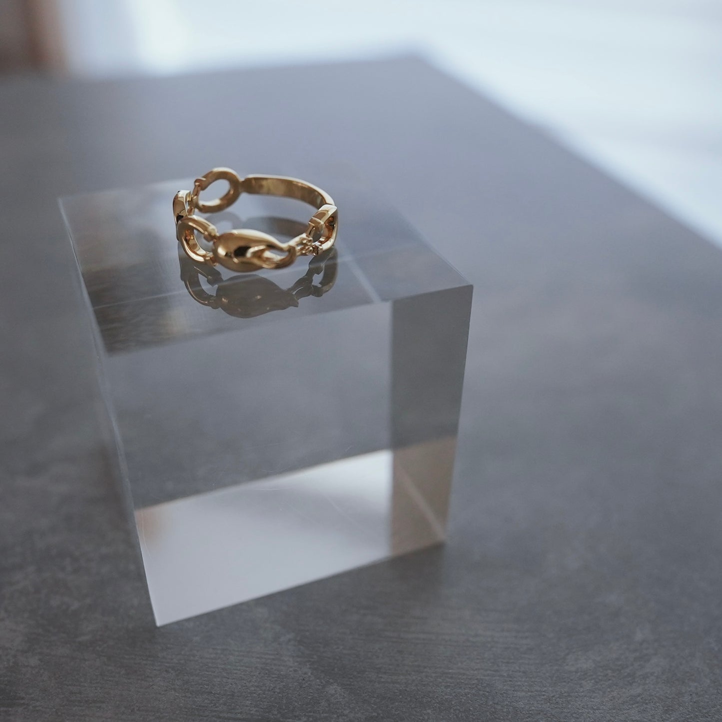 gold Horse shoe ring【予約】