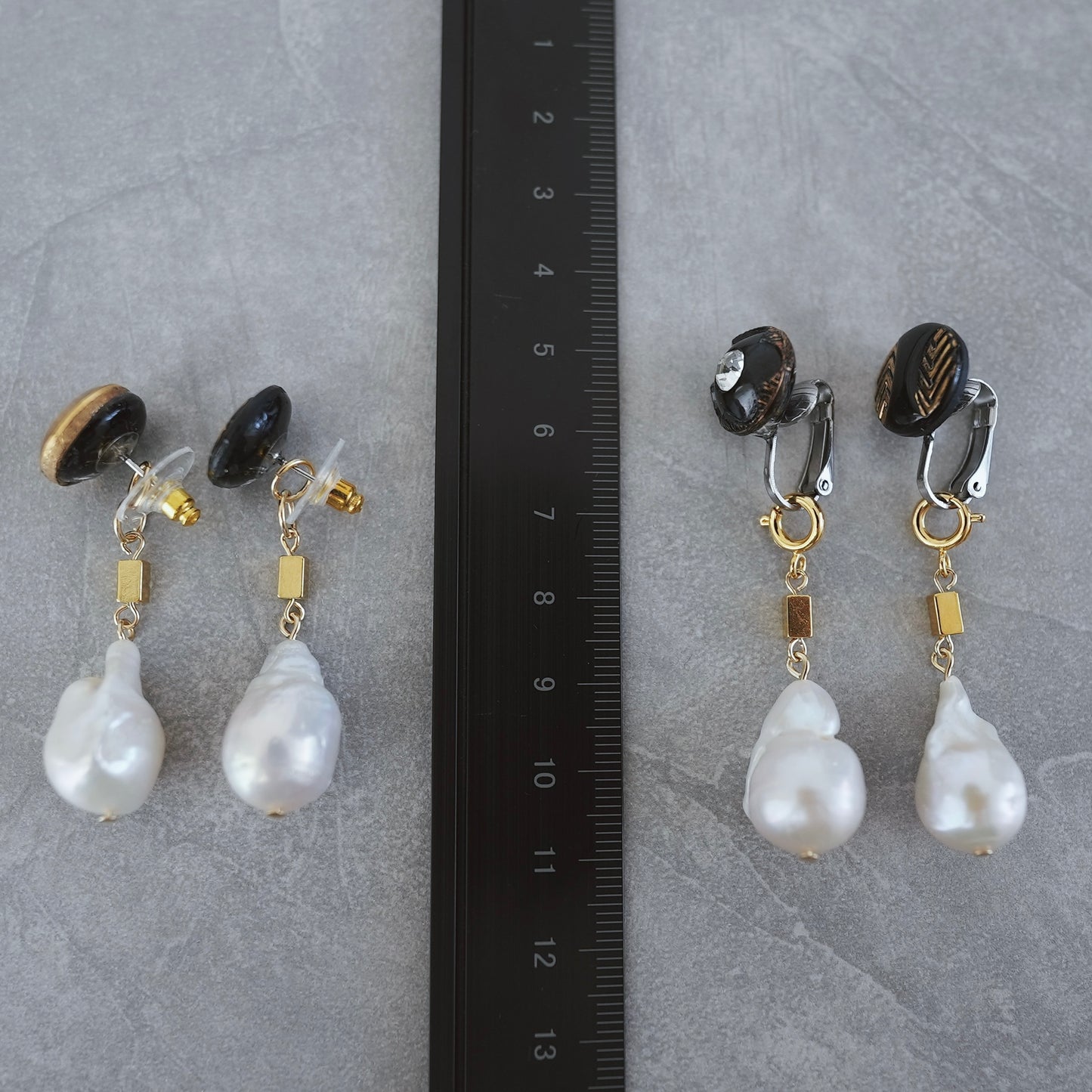 Vintage Gold earring ／ pierce 【在庫有】