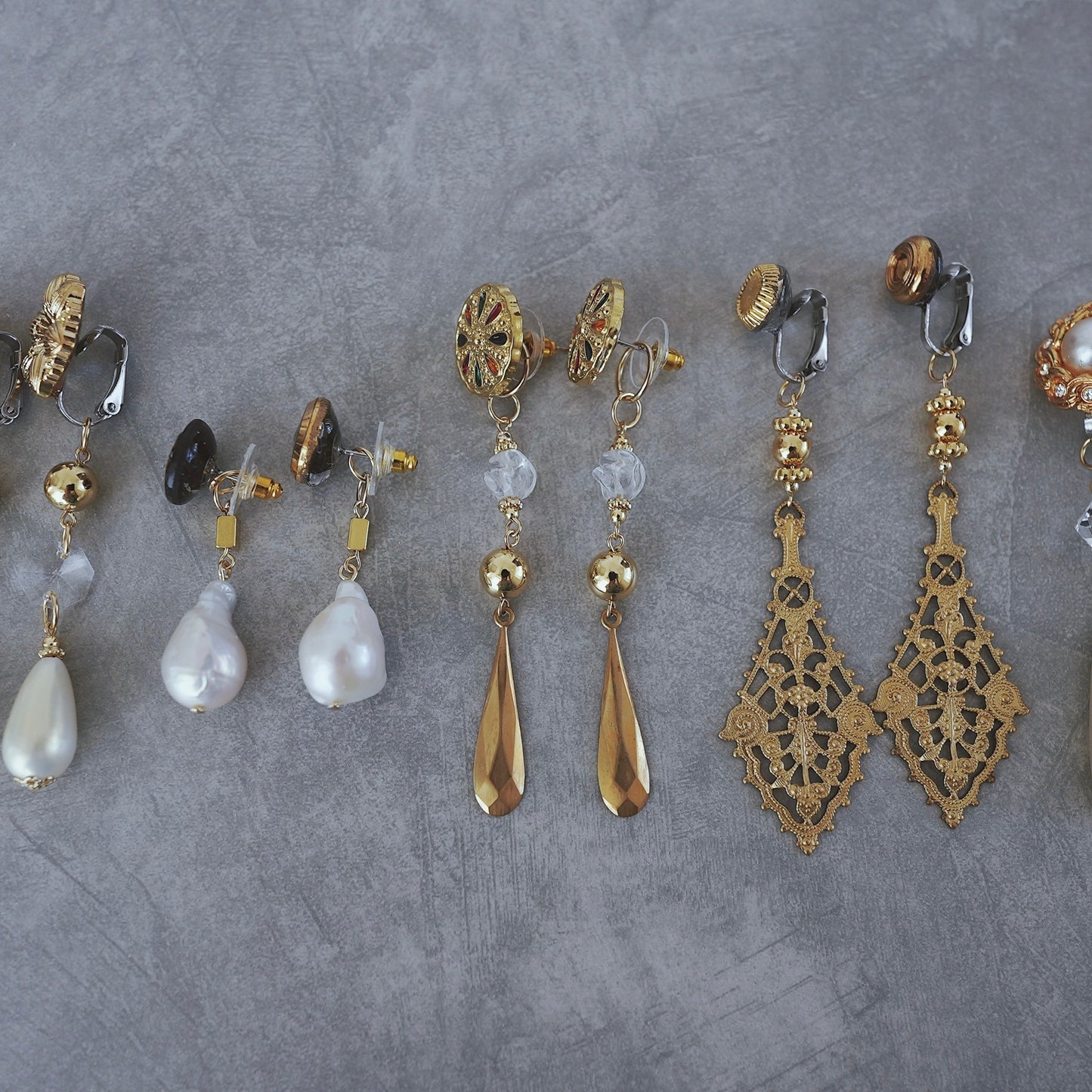 Vintage Gold earring ／ pierce 【在庫有】