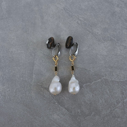 Vintage Gold earring ／ pierce 【在庫有】