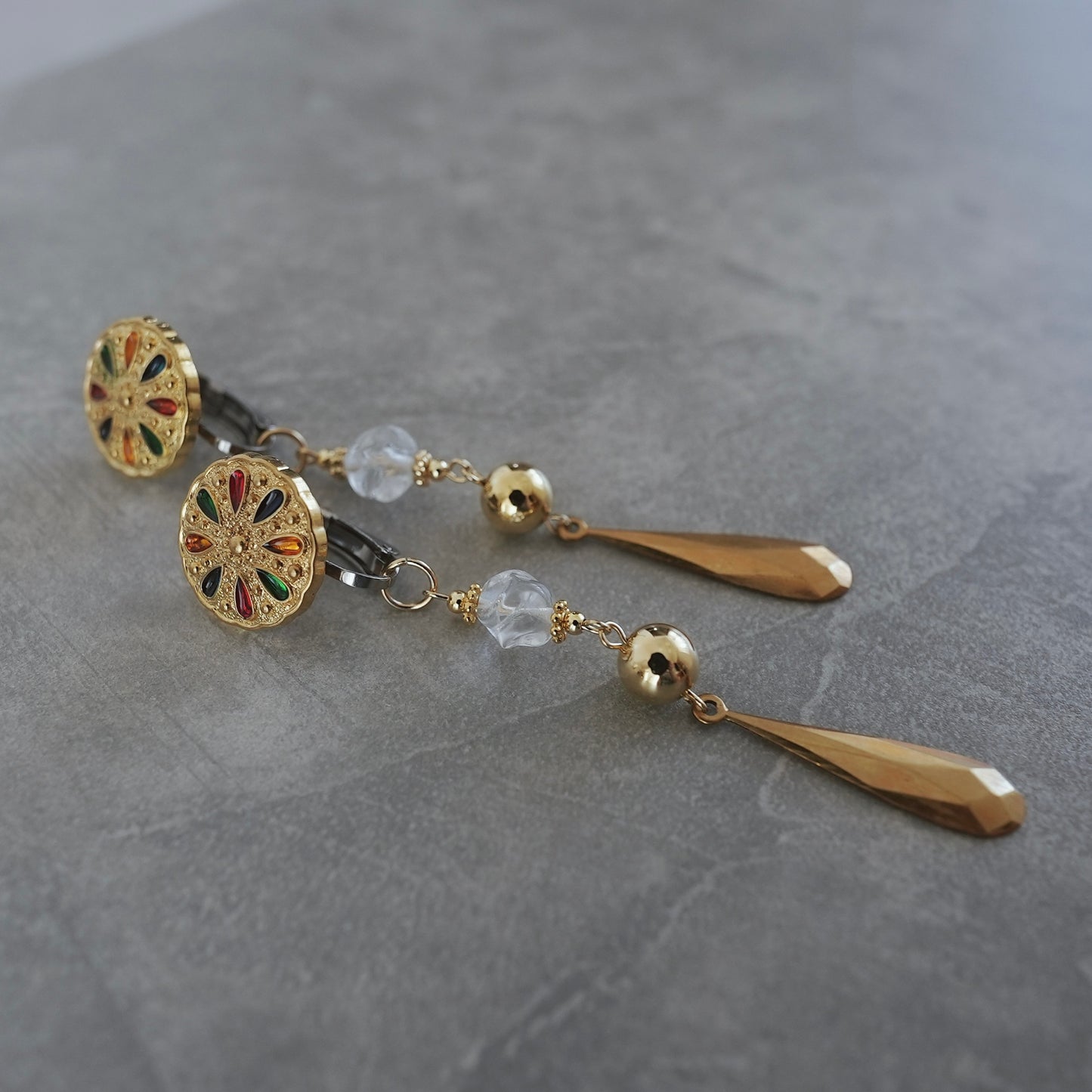 Vintage Gold earring ／ pierce 【在庫有】