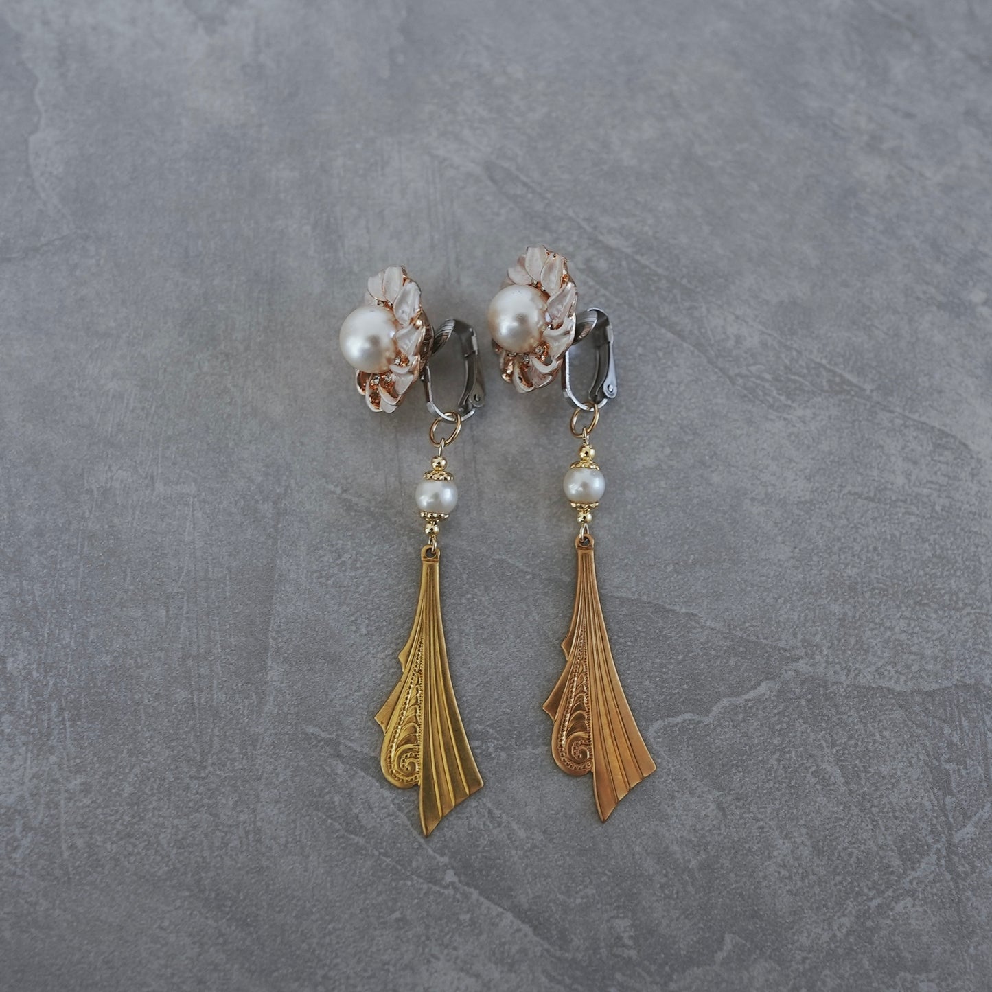Vintage Gold earring ／ pierce 【在庫有】