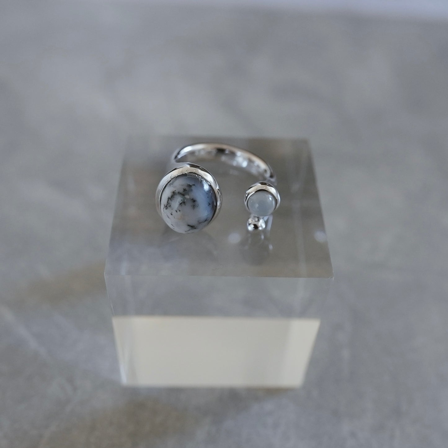 水滴stone ring.／ Water droplets stone ring.【在庫有】デンドライトオパール ムーンストーン