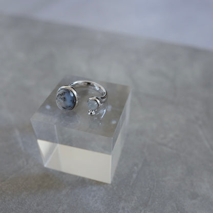 水滴stone ring.／ Water droplets stone ring.【在庫有】デンドライトオパール ムーンストーン