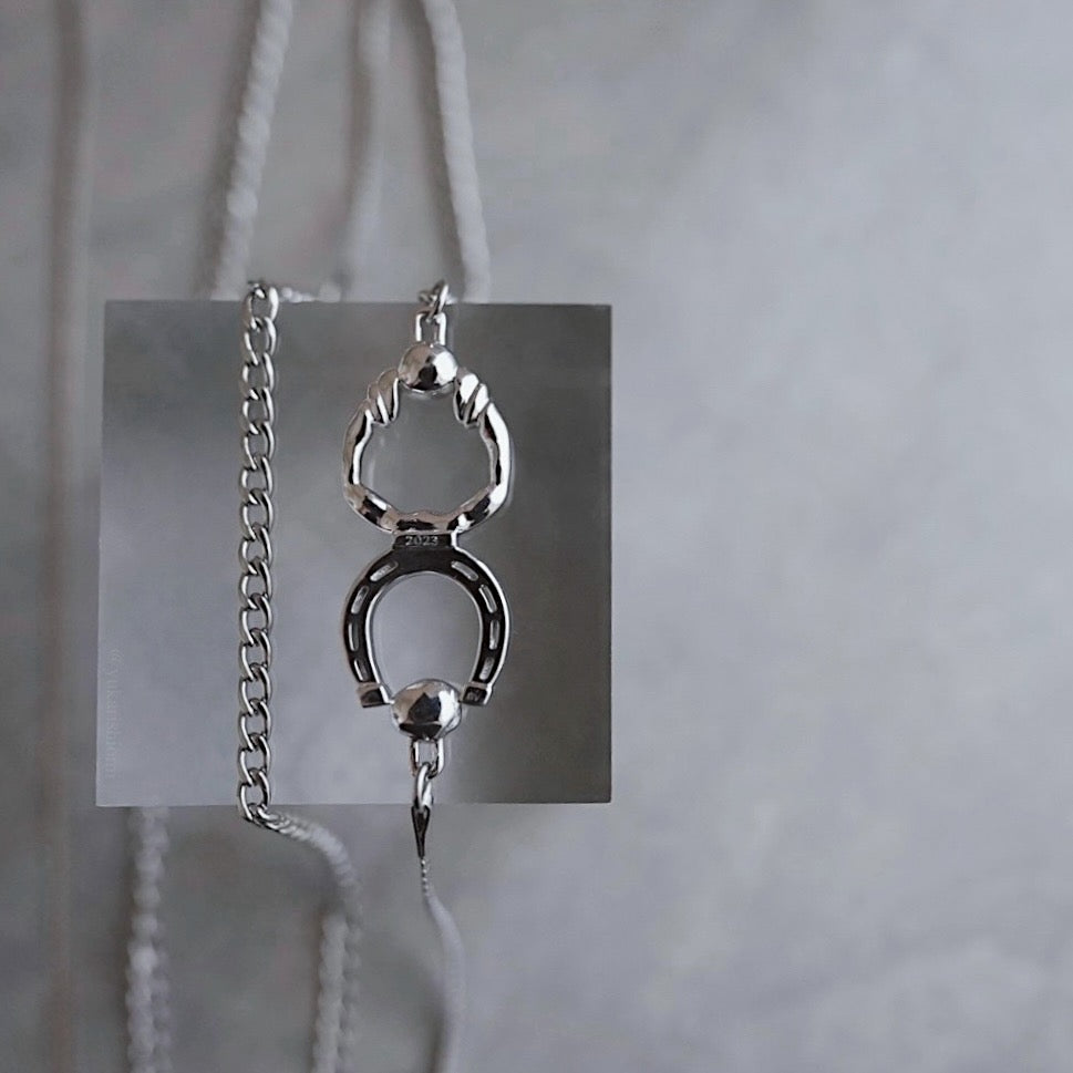 月と太陽 horse shoe long necklace【予約】