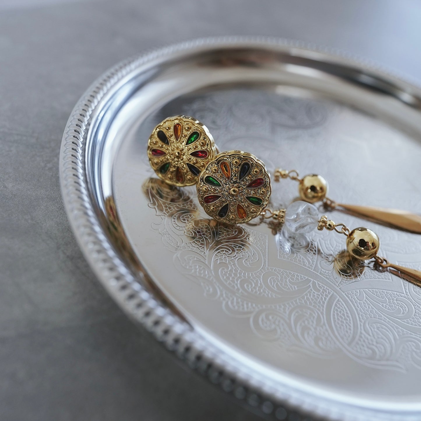 Vintage Gold earring ／ pierce 【在庫有】