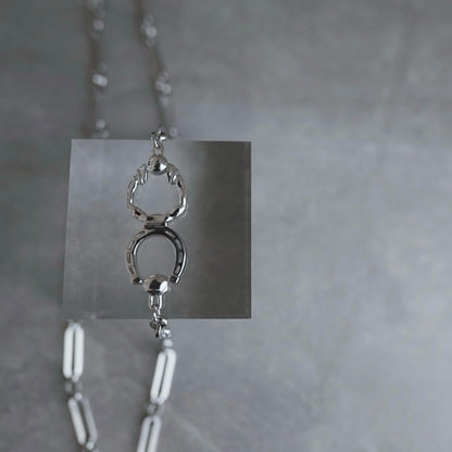 月と太陽 horse shoe necklace【即発送】