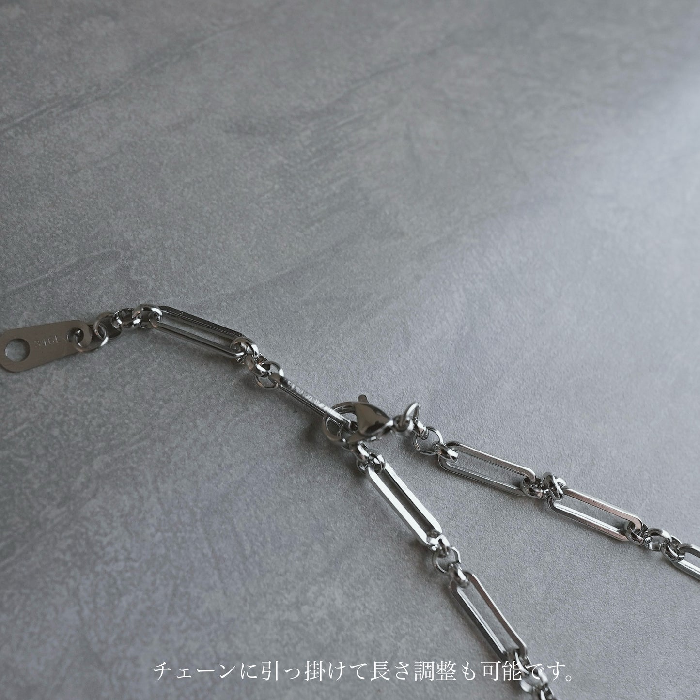 月と太陽 horse shoe necklace【即発送】