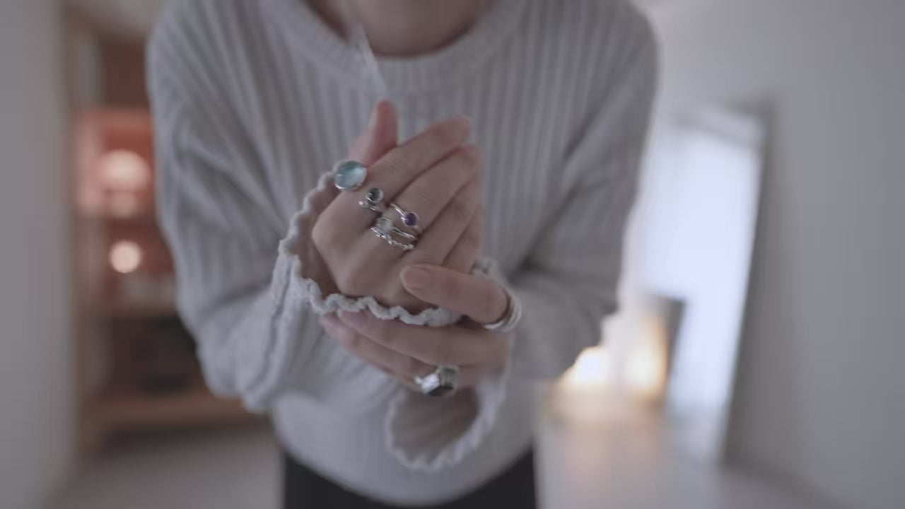 水滴一粒 stone ring.｜ Water droplets stone ring.ムーンストーン